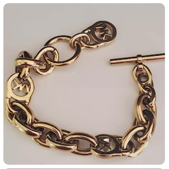 Michael Kors Gold Link Chain Toggle Bracelet EUC - Picture 5 of 5